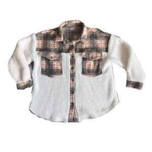 Prissy Jane oversized shacket xl plaid contrast fuzzy Sherpa jacket